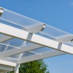 Acryldach vs. Traditional Materials: A Comparative Analysis