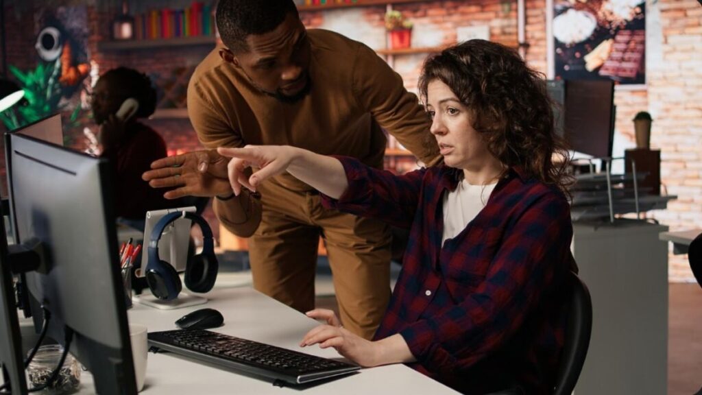 ProgramGeeks Social: Where Passionate Programmers Unite